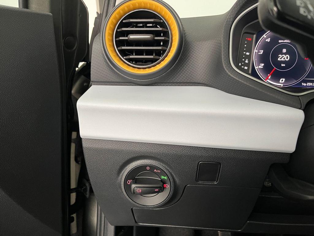 SEAT Arona 1.0 TSI Style XM 81 kW (110 CV) - 13