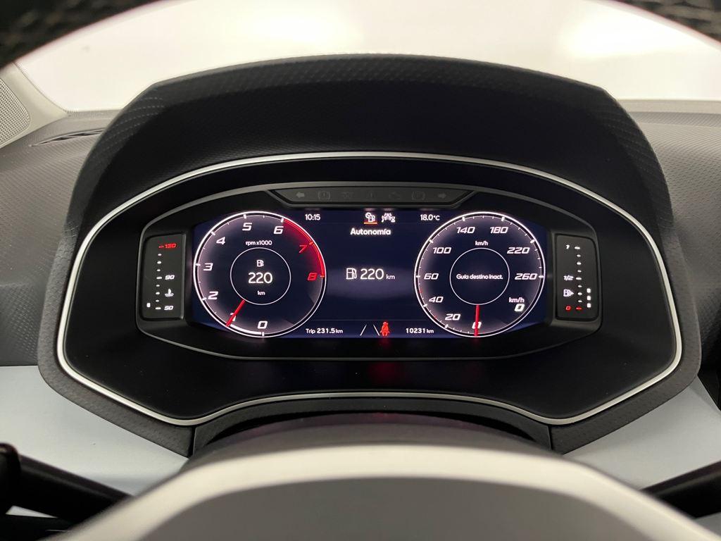 SEAT Arona 1.0 TSI Style XM 81 kW (110 CV) - 14