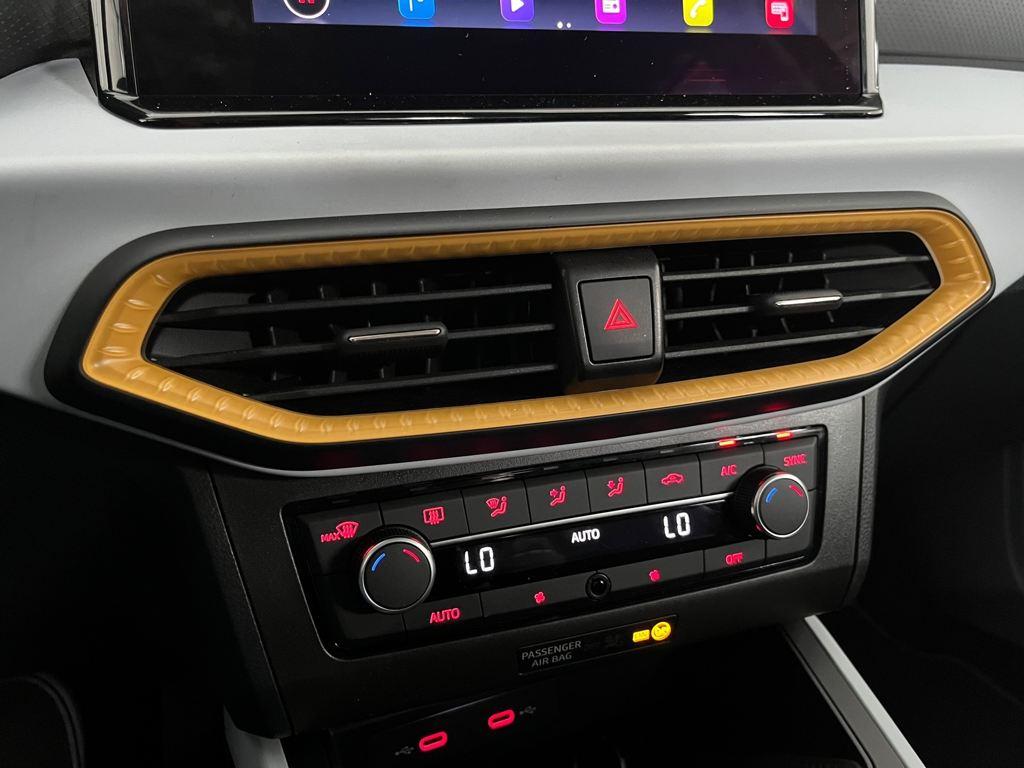 SEAT Arona 1.0 TSI Style XM 81 kW (110 CV) - 17