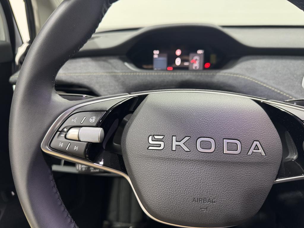 Skoda Elroq 85 82 kWh 210 kW (286 CV) - 9