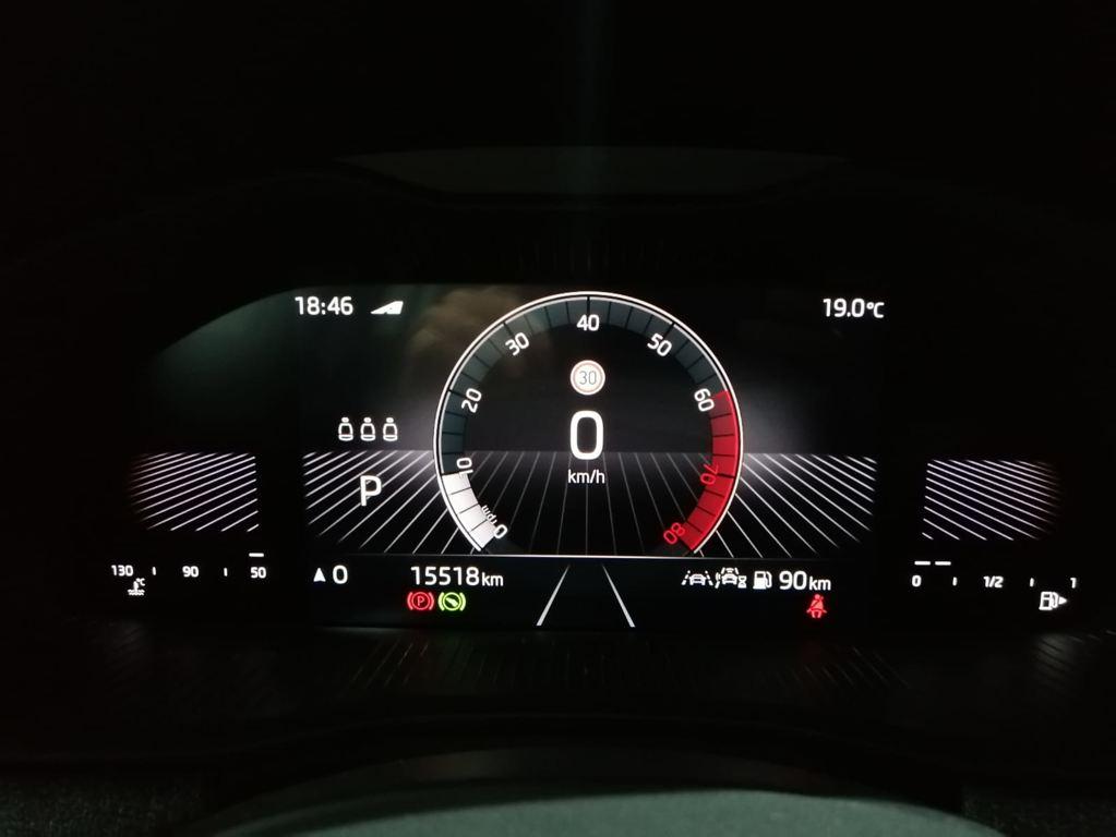 Skoda Kamiq 1.0 TSI Selection DSG 85 kW (115 CV) - 9