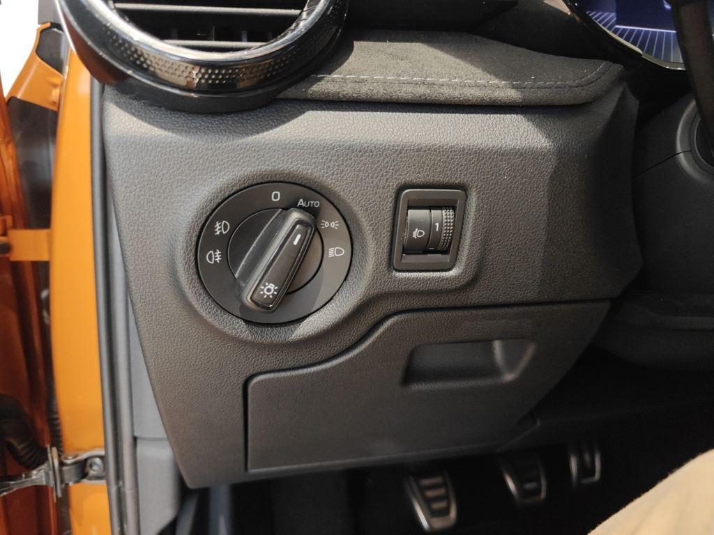 Skoda Fabia 1.0 TSI Design 85 KW (115 CV) - 11