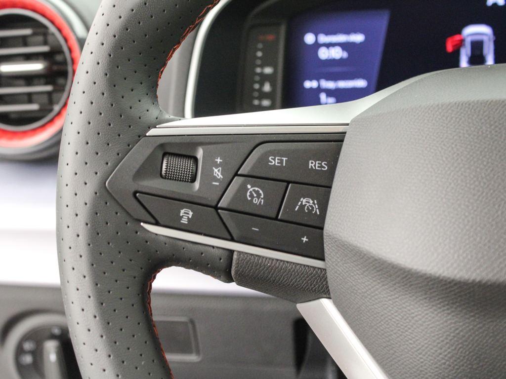 SEAT Arona 1.0 TSI FR Special Edition 85 kW (115 CV) - 13