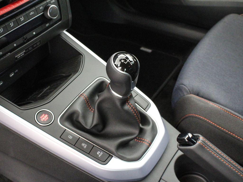 SEAT Arona 1.0 TSI FR Special Edition 85 kW (115 CV) - 17