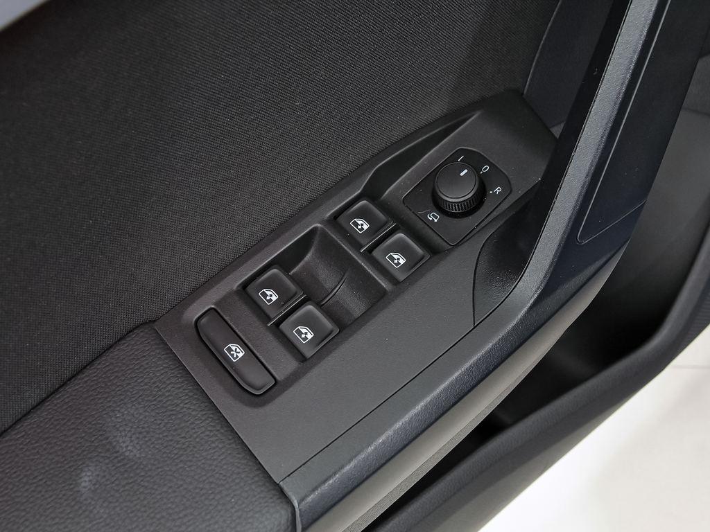 SEAT Arona 1.0 TSI FR XM 85 kW (115 CV) - 9