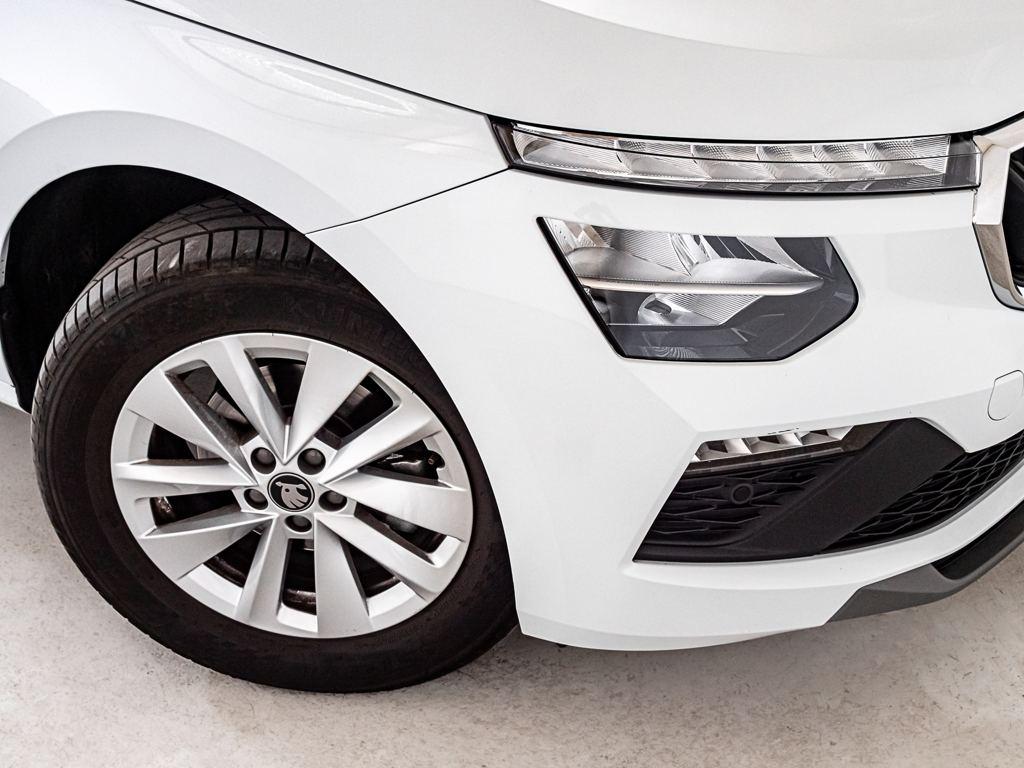 Skoda Kamiq 1.0 TSI Selection DSG 85 kW (115 CV) - 9