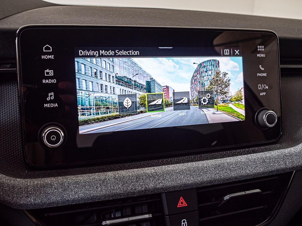 Skoda Kamiq 1.0 TSI Selection DSG 85 kW (115 CV) - 19