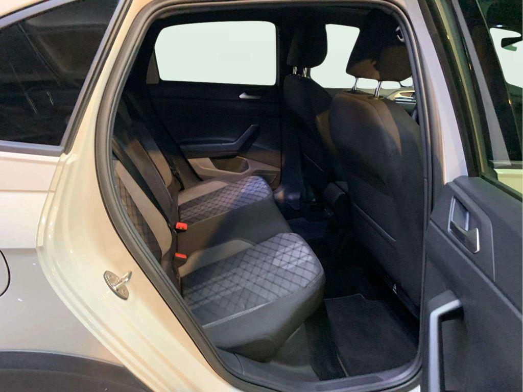 Volkswagen Taigo R-Line 1.5 TSI 110 kW (150 CV) DSG - 5