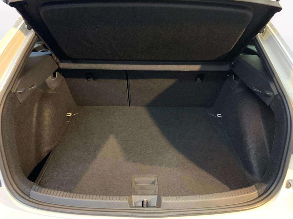 Volkswagen Taigo R-Line 1.5 TSI 110 kW (150 CV) DSG - 6