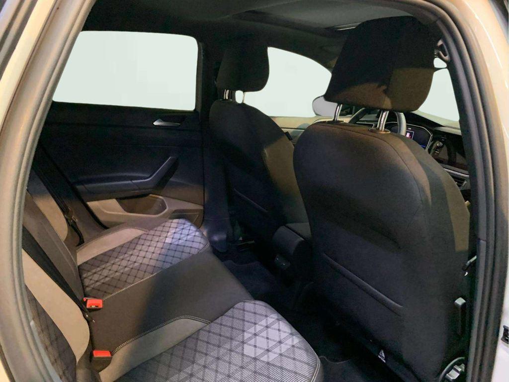 Volkswagen Taigo R-Line 1.5 TSI 110 kW (150 CV) DSG - 15