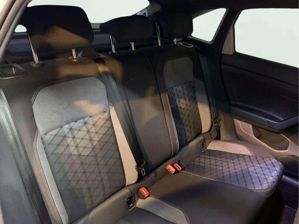 Volkswagen Taigo R-Line 1.5 TSI 110 kW (150 CV) DSG - 16