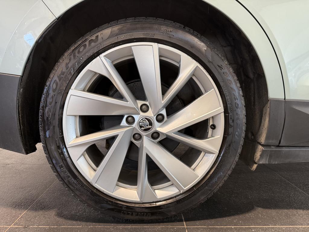 Skoda Enyaq BEV IV 80 150 kW (204 CV) - 7