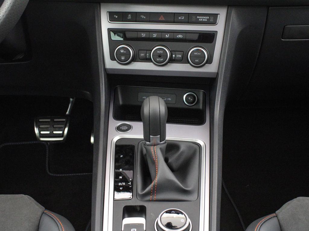 SEAT Ateca 1.5 TSI S&S FR Special Edition DSG 110 kW (150 CV) - 9