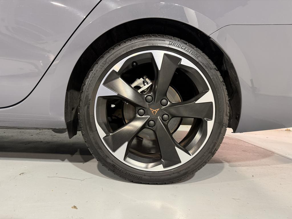 CUPRA Leon Sportstourer 1.5 eTSI DSG 110 kW (150 CV) - 7