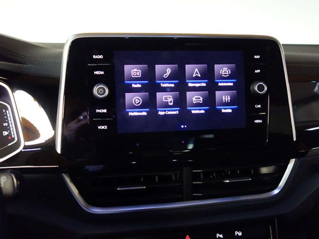 Volkswagen T-Roc R-Line 1.5 TSI 110 kW (150 CV) DSG - 18