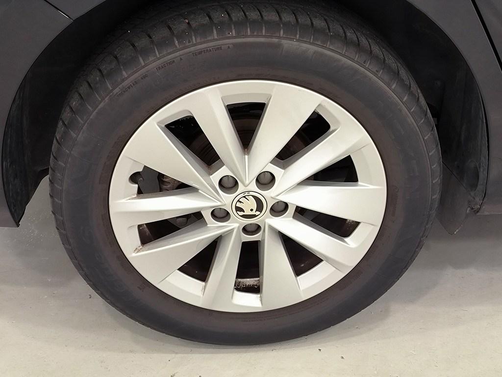 Skoda Scala 1.0 TSI Selection 85 kW (115 CV) - 7