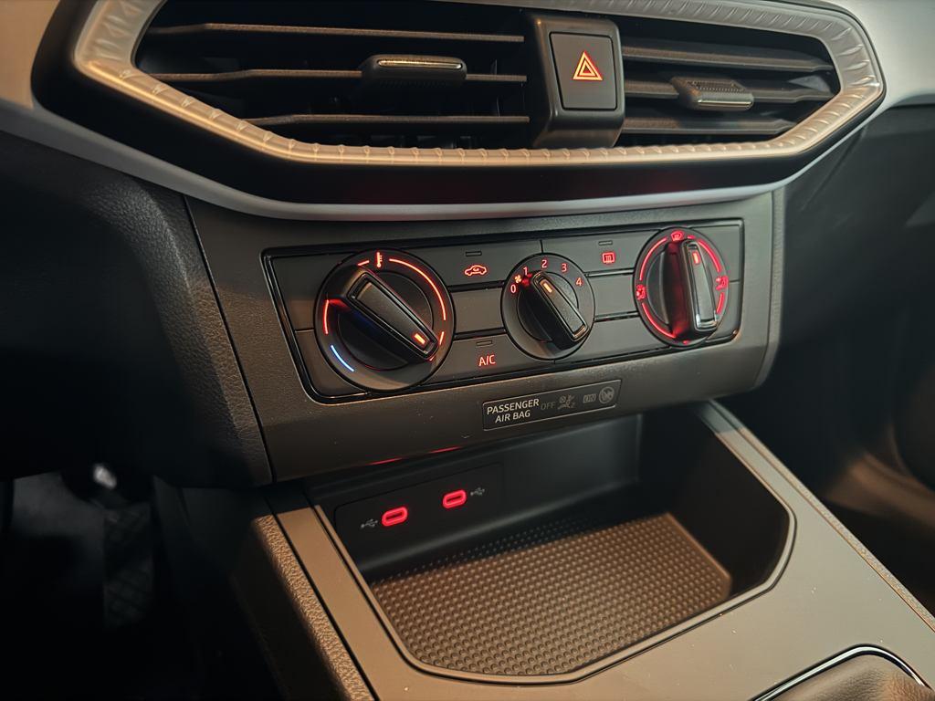 SEAT Arona 1.0 TSI Reference XM 70 kW (95 CV) - 17