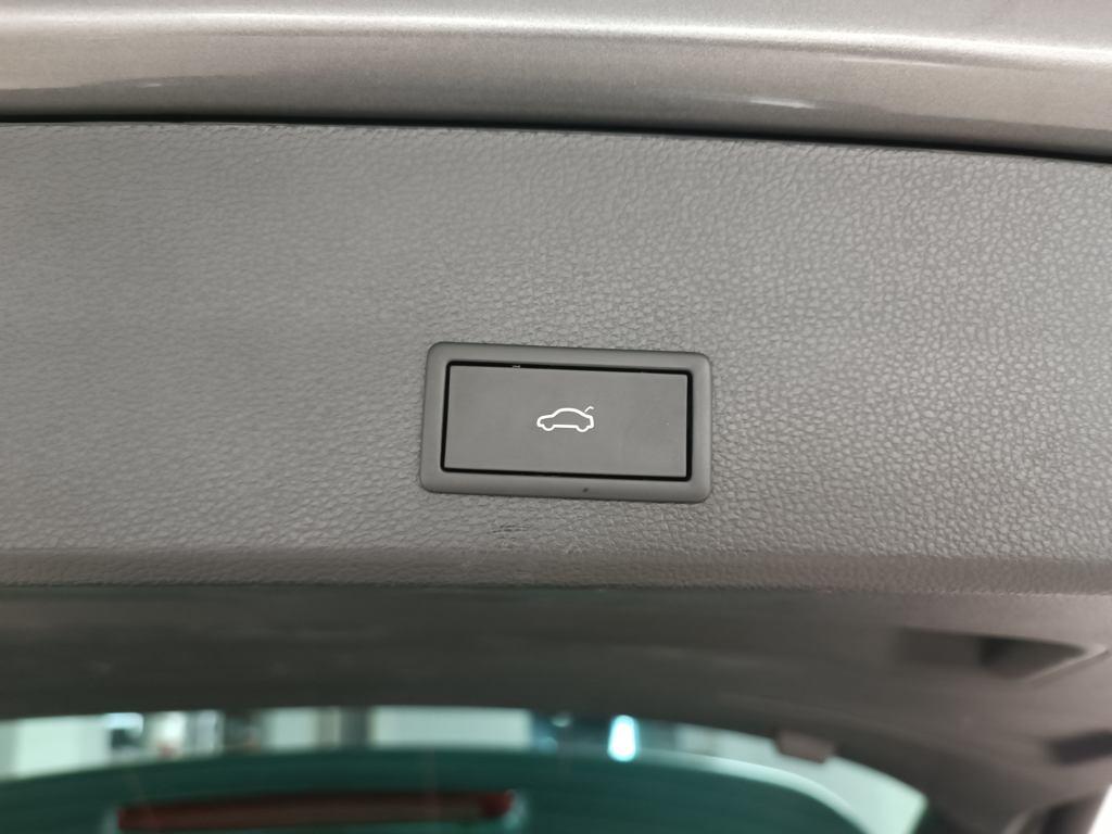 SEAT Ateca 1.5 TSI S&S FR Special Edition DSG 110 kW (150 CV) - 10