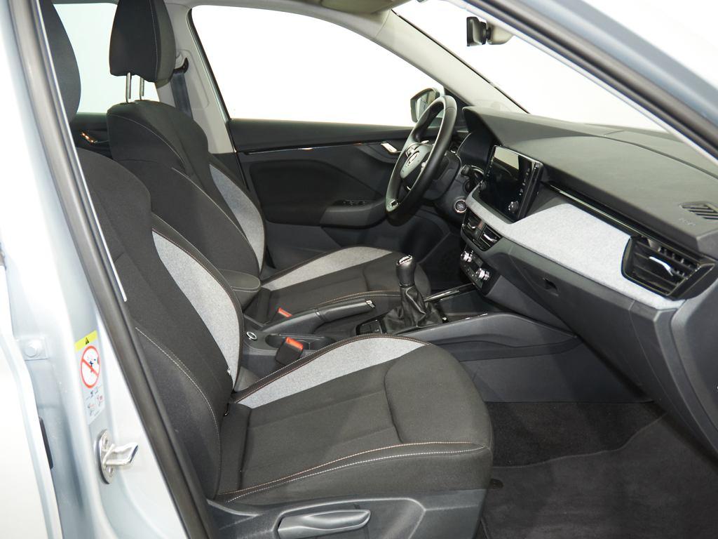 Skoda Kamiq 1.0 TSI Selection 85 kW (115 CV) - 4