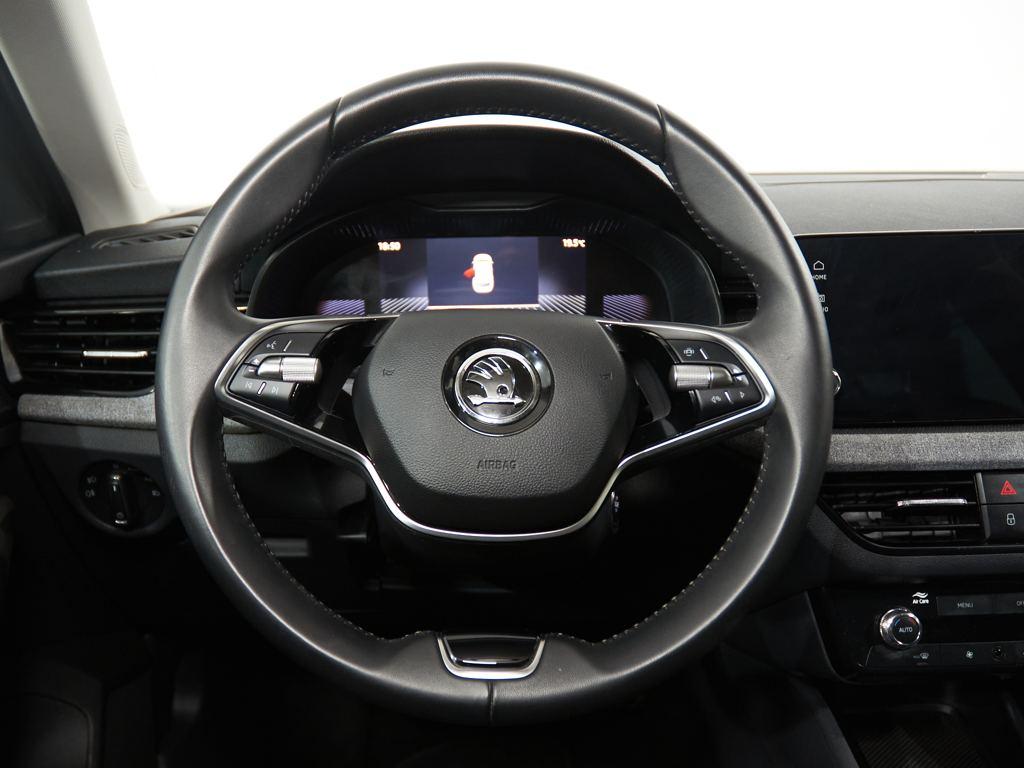 Skoda Kamiq 1.0 TSI Selection 85 kW (115 CV) - 9