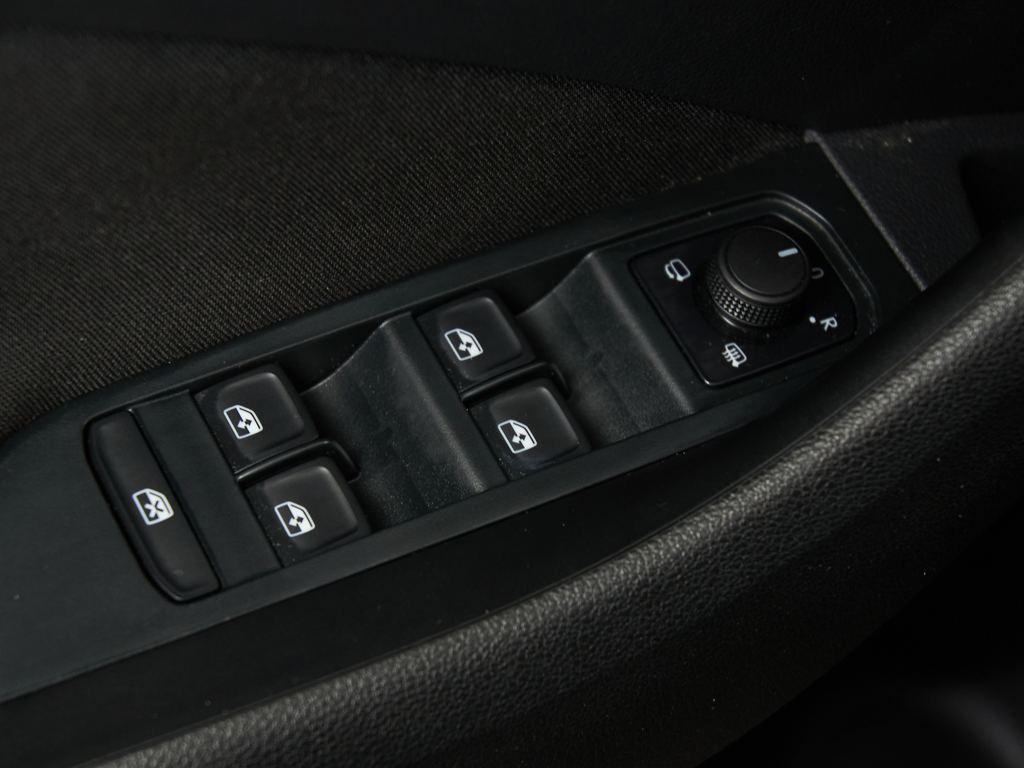 Skoda Kamiq 1.0 TSI Selection 85 kW (115 CV) - 13