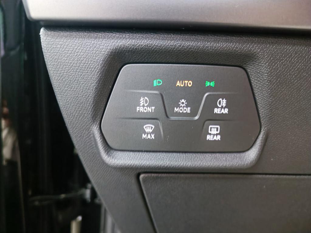 CUPRA Leon Sportstourer 1.5 TSI 110 kW (150 CV) - 11