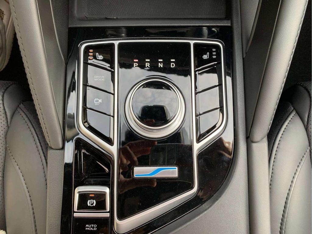 Seres Seres 3 Luxury 120 kW (163 CV) - 12