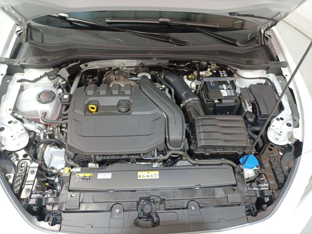 CUPRA Leon Sportstourer 1.5 eTSI Tech Edition DSG 110 kW (150 CV) - 13