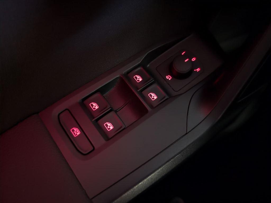 SEAT Arona 1.0 TSI FR Special Edition 85 kW (115 CV) - 17