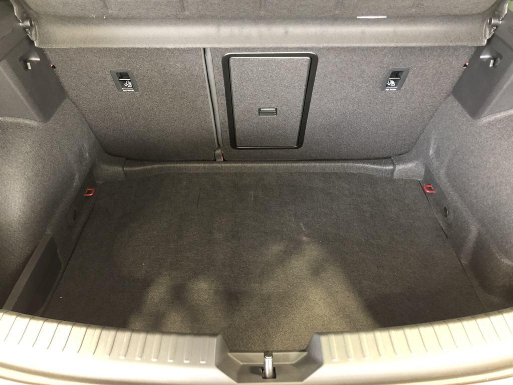 SEAT León 1.5 eTSI S&S FR Special Edition DSG 110 kW (150 CV) - 6