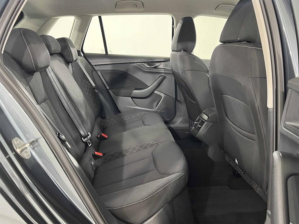 Skoda Kamiq 1.0 TSI Ambition 81 kW (110 CV) - 5