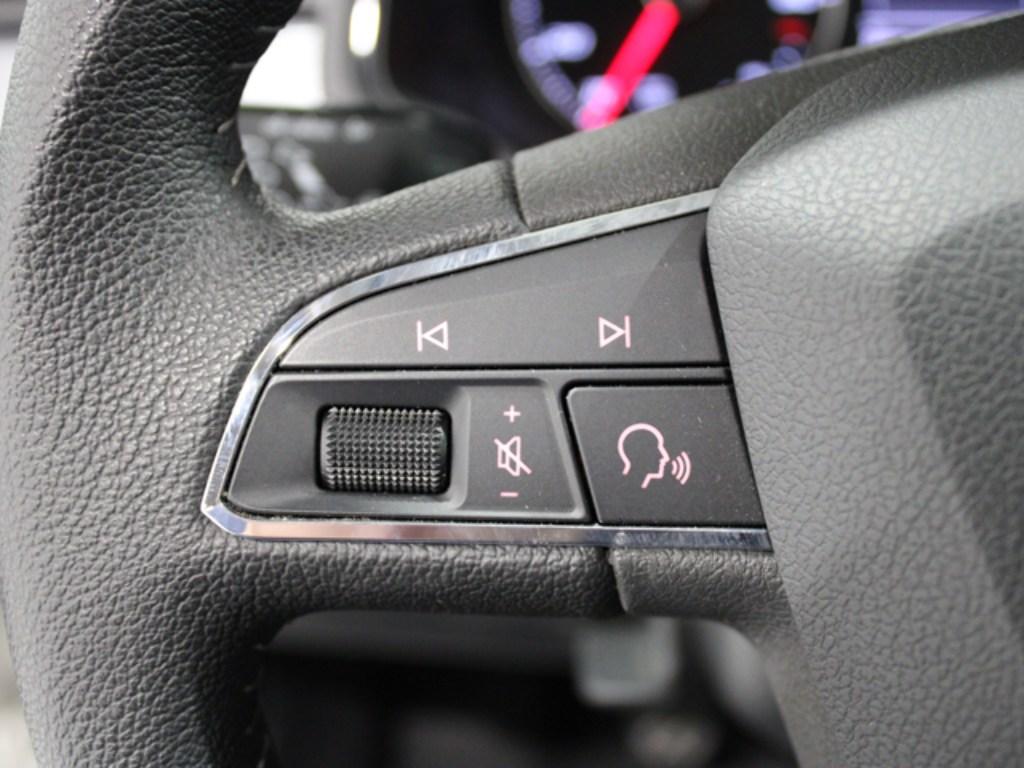 SEAT Arona 1.0 TSI Ecomotive S&S Style 70 kW (95 CV) - 10