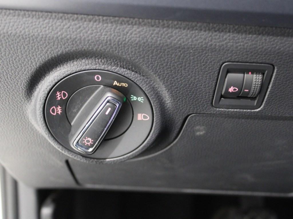 SEAT Arona 1.0 TSI Ecomotive S&S Style 70 kW (95 CV) - 13