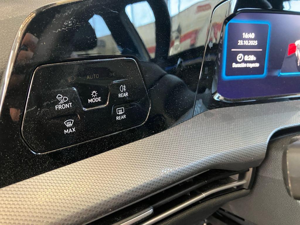 Volkswagen Golf 50 Aniversario 1.5 eTSI 85 kW (116 CV) DSG - 10