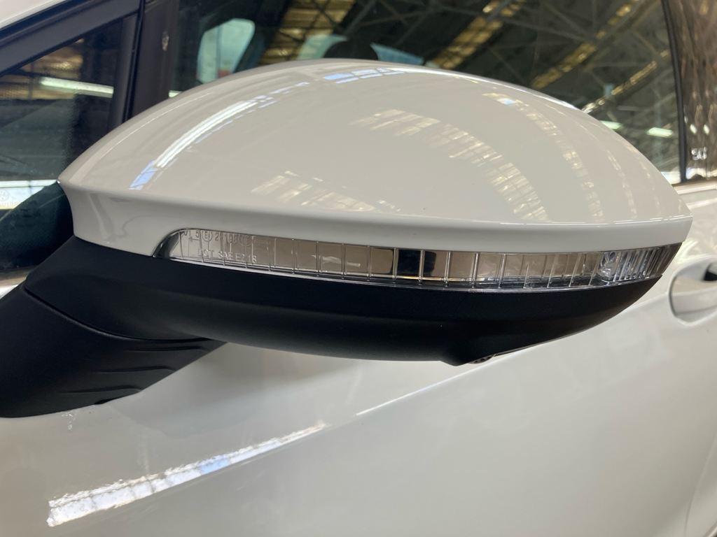 Volkswagen Golf 50 Aniversario 1.5 eTSI 85 kW (116 CV) DSG - 14