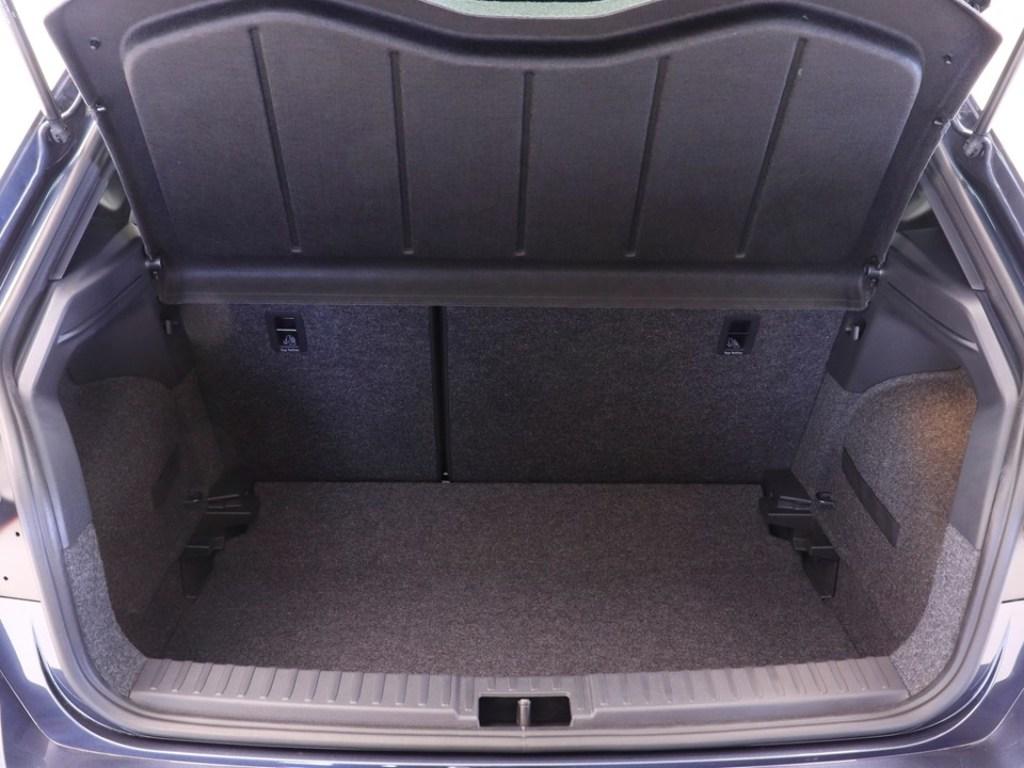 SEAT Ibiza 1.0 TSI FR Salta 85 kW (115 CV) - 6