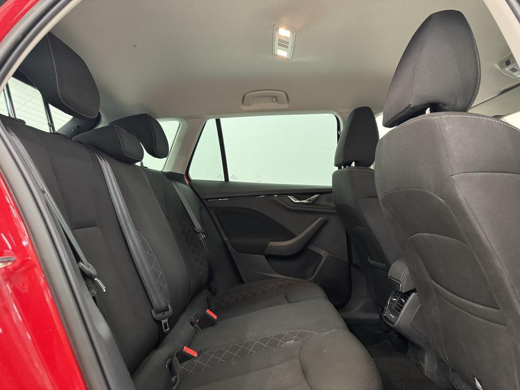 Skoda Kamiq 1.0 TSI Ambition 81 kW (110 CV) - 5