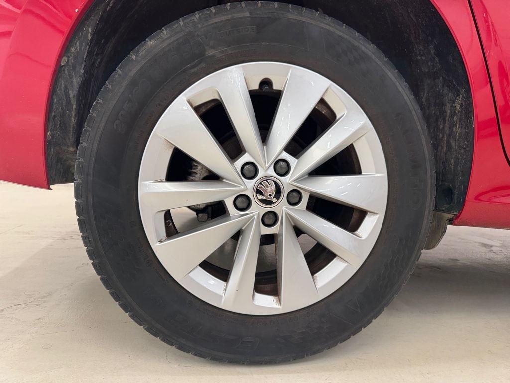 Skoda Kamiq 1.0 TSI Ambition 81 kW (110 CV) - 7