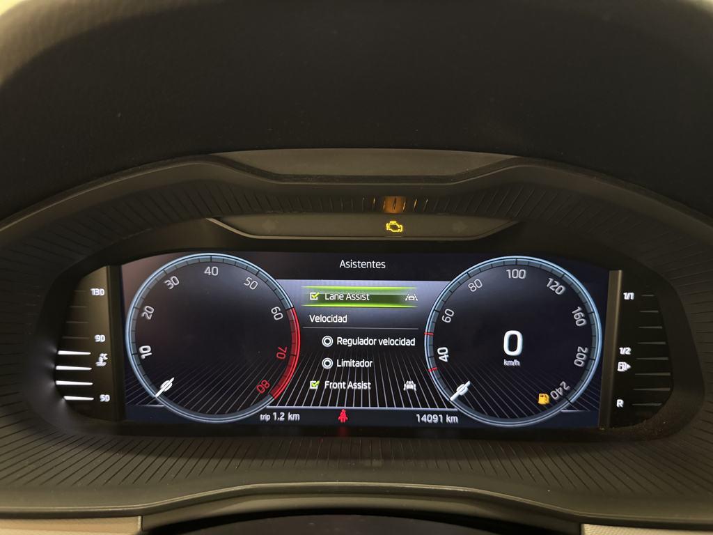 Skoda Kamiq 1.0 TSI Ambition 81 kW (110 CV) - 10