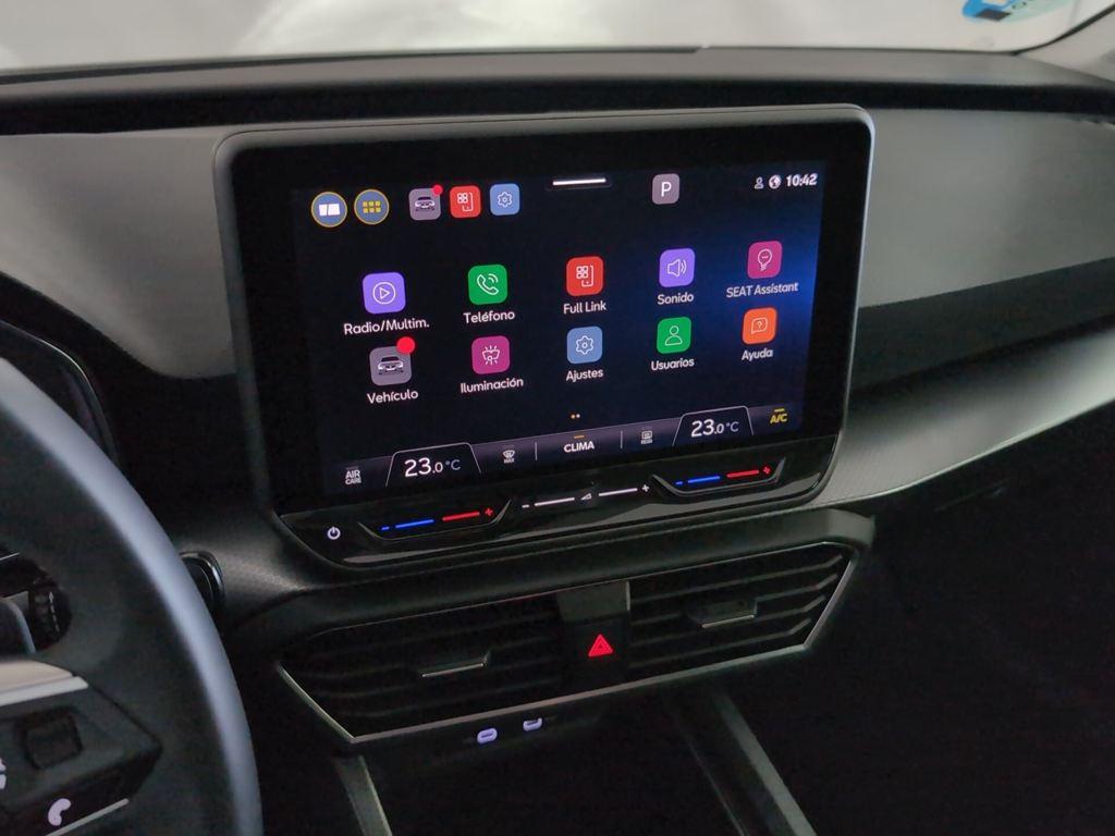 SEAT León 1.5 eTSI Style 25 Aniversario DSG 85 kW (116 CV) - 10