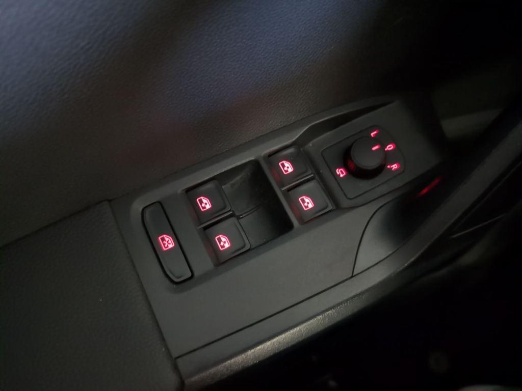 SEAT Arona 1.0 TSI Style Special Edition 85 kW (115 CV) - 16