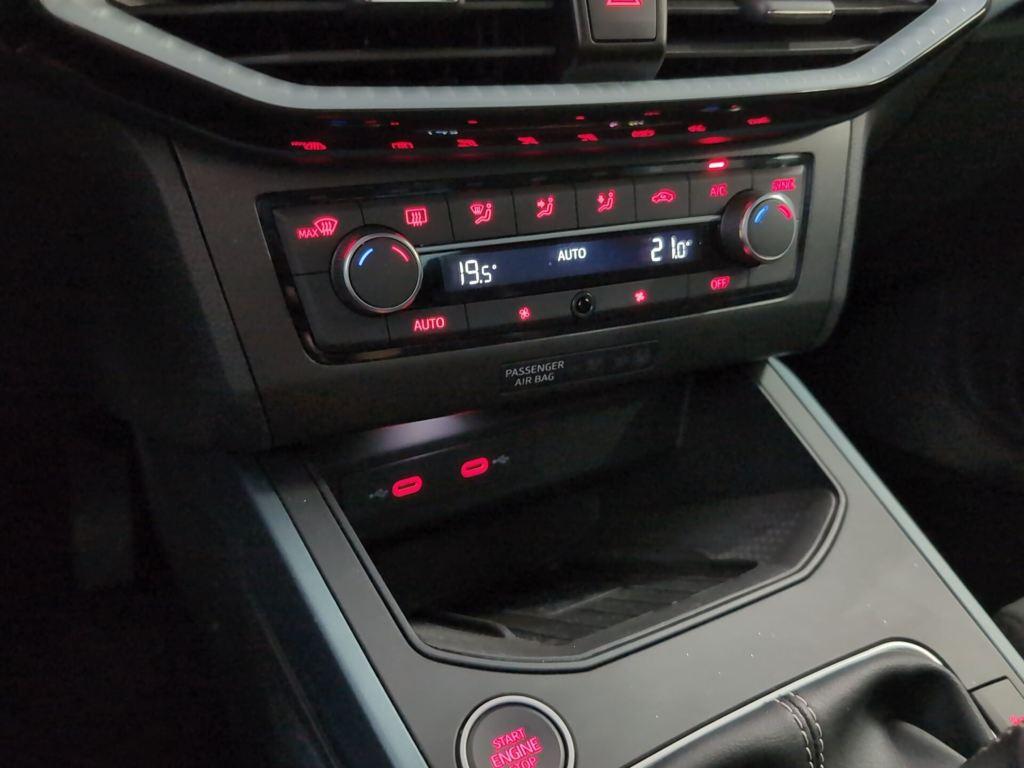 SEAT Arona 1.0 TSI S&S Xperience XM 85 kW (115 CV) - 15