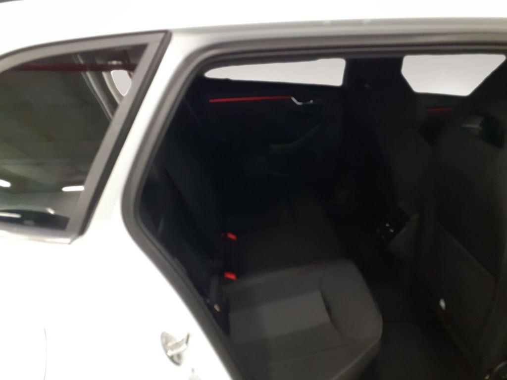 Skoda Scala Design 1.0 TSI DSG 85 kW (115 CV) - 5