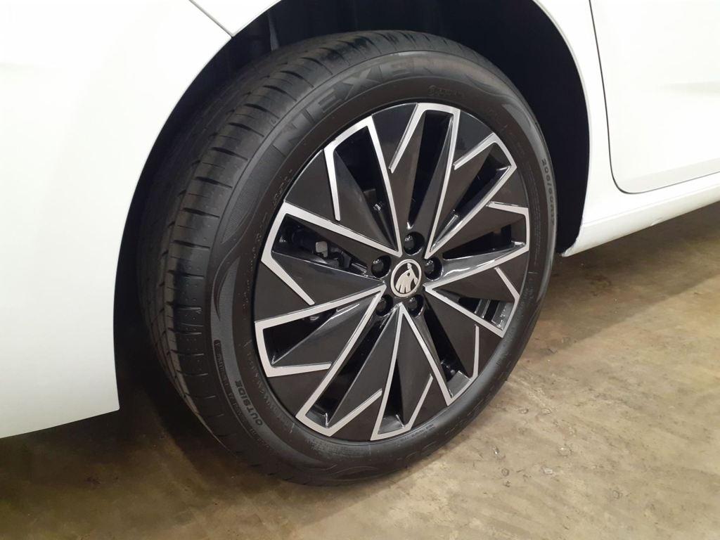 Skoda Scala Design 1.0 TSI DSG 85 kW (115 CV) - 7