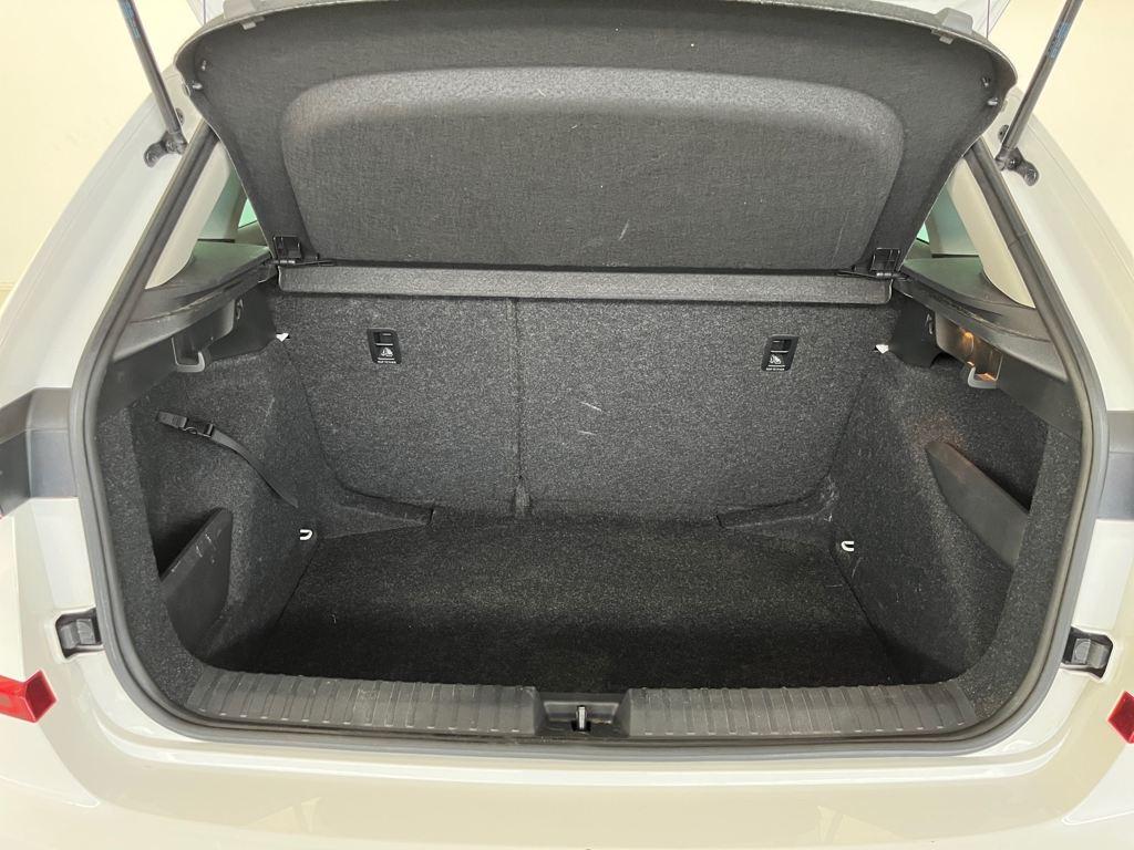 Skoda Kamiq 1.0 TSI Selection 85 kW (115 CV) - 6