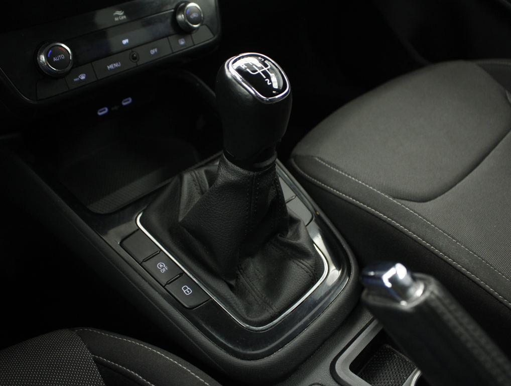 Skoda Fabia 1.0 TSI Ambition 70 kW (95 CV) - 9