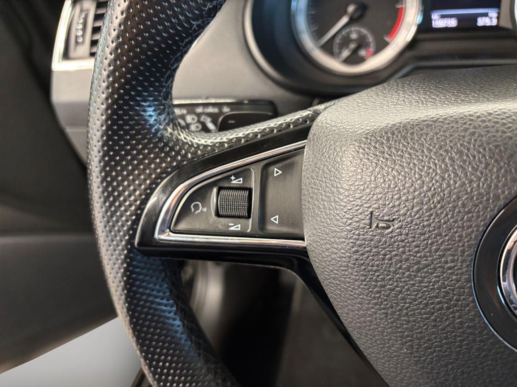 Skoda Octavia 2.0 TDI CR Ambition DSG 110 kW (150 CV) - 10