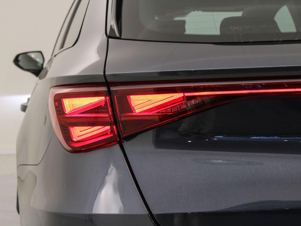 CUPRA Leon Sportstourer 1.5 eTSI DSG 110 kW (150 CV)  - 10