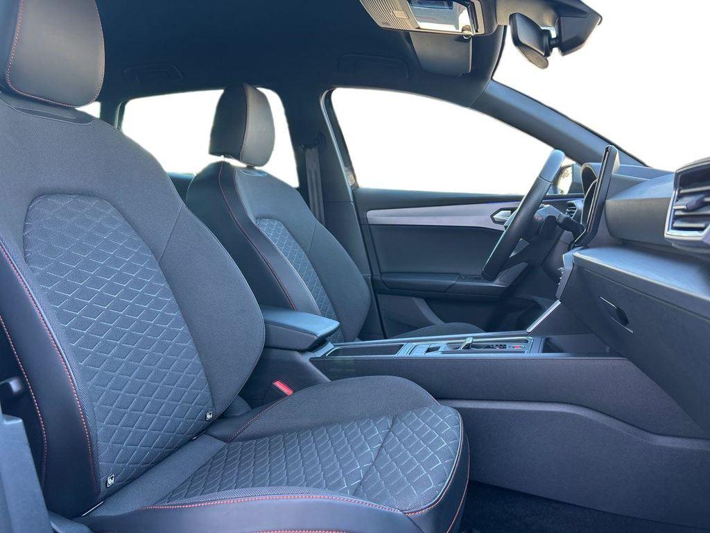 SEAT León 1.5 eTSI S&S FR Go L DSG 110 kW (150 CV) - 4