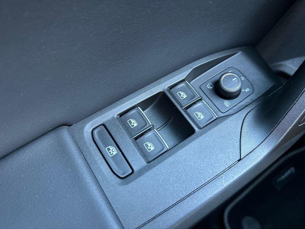 SEAT León 1.5 eTSI S&S FR Go L DSG 110 kW (150 CV) - 12